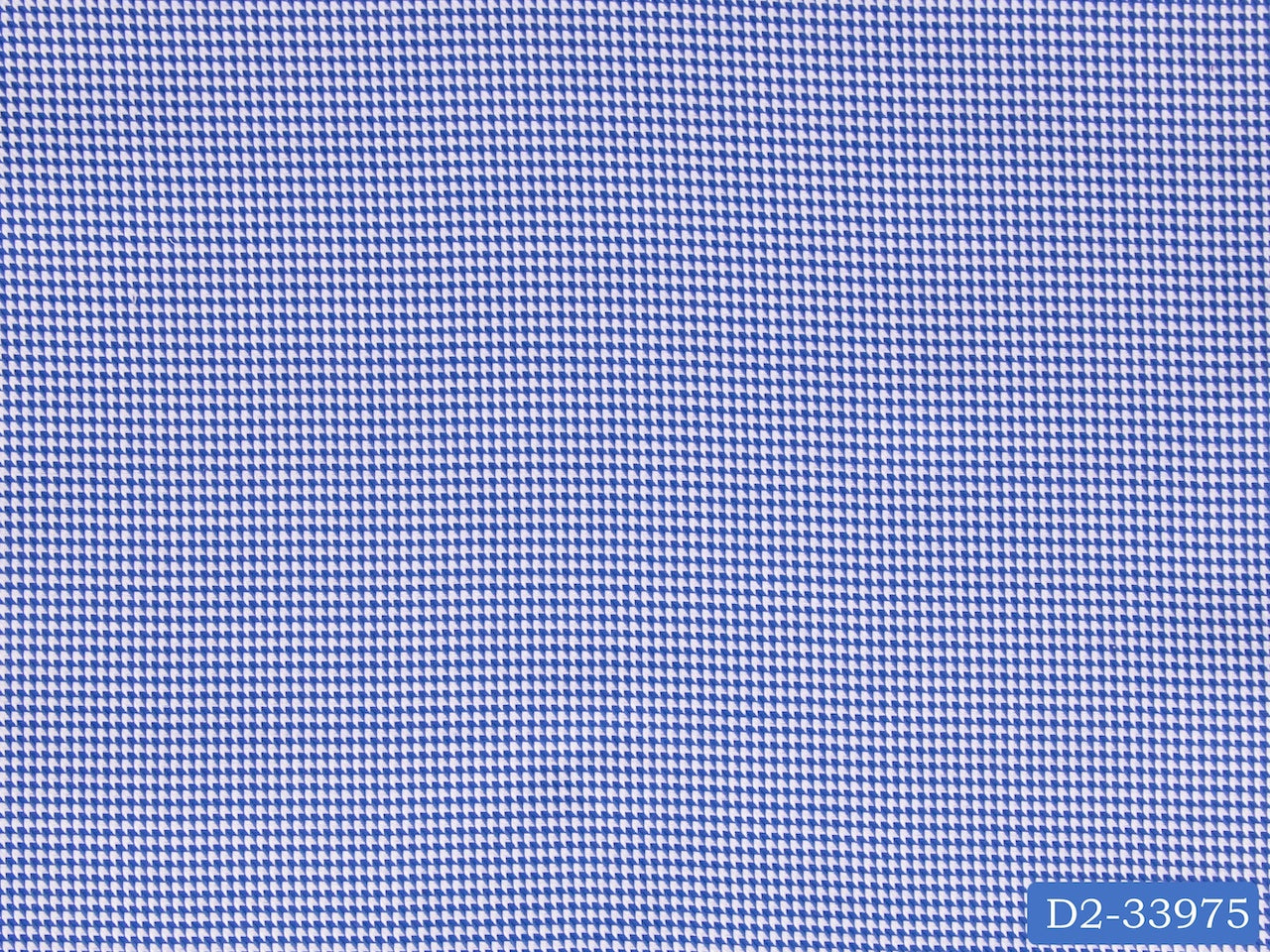 D2-33975 White And Blue Houndstooth Shirting Fabric