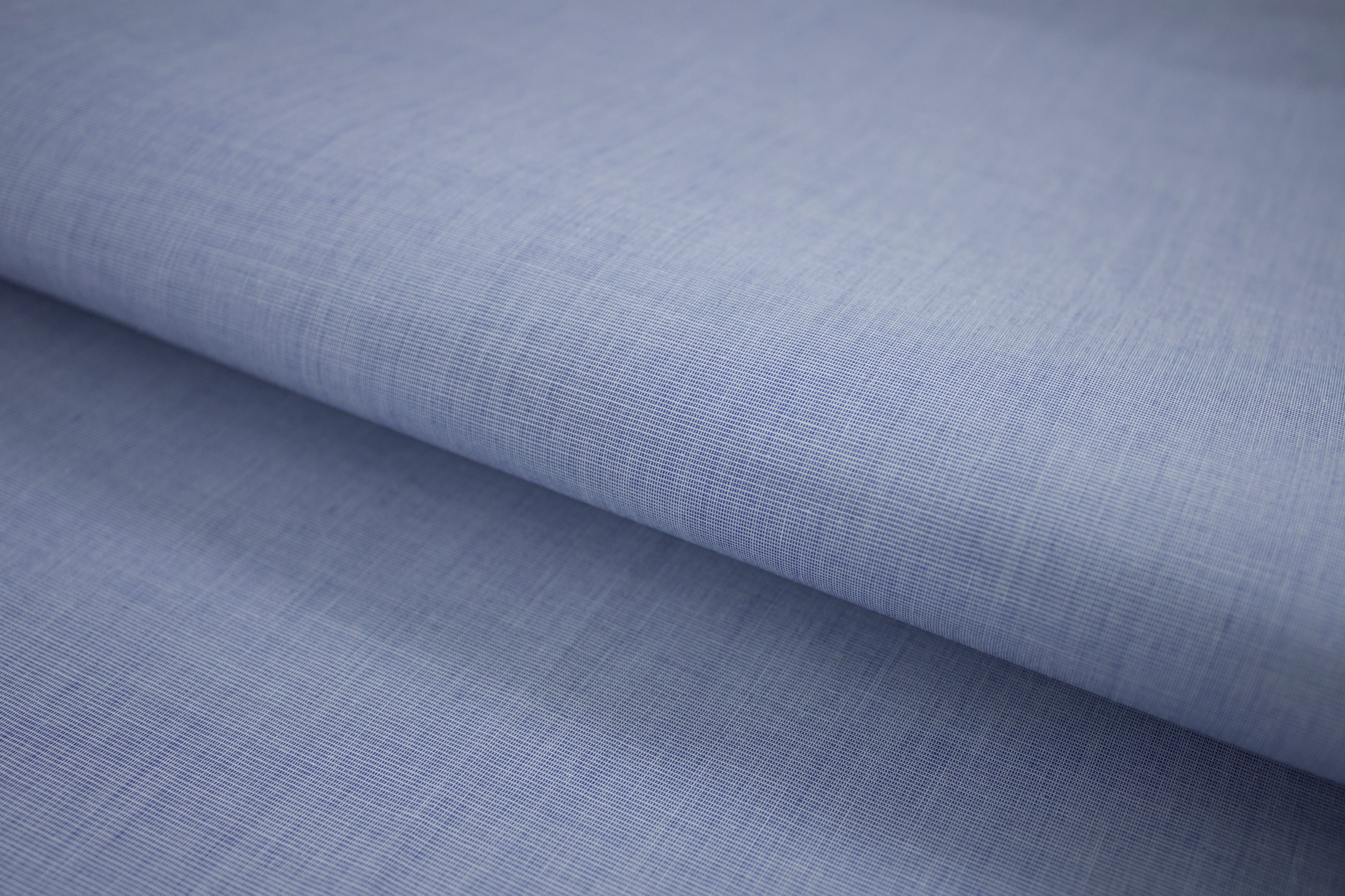 P-682/5861 Fine Cotton Textured Blue Shirting Fabric